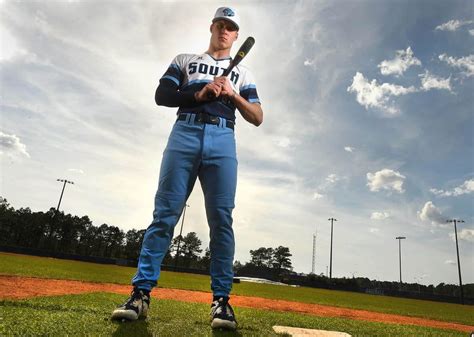 Twins select high school outfielder Walker Jenkins with fifth overall pick in MLB draft